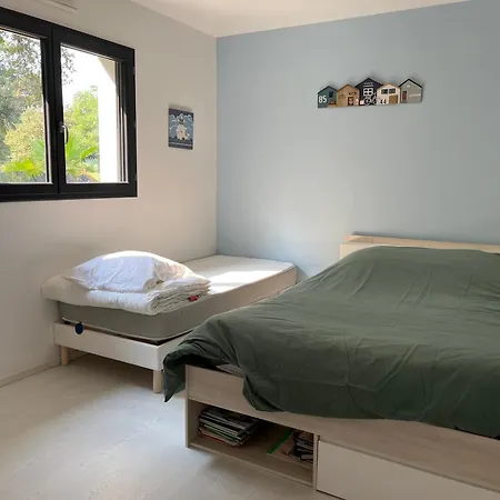 Vila 5 Etoiles Avec Piscine Chauffee Proche Plages Et Pays Basque Oeyreluy